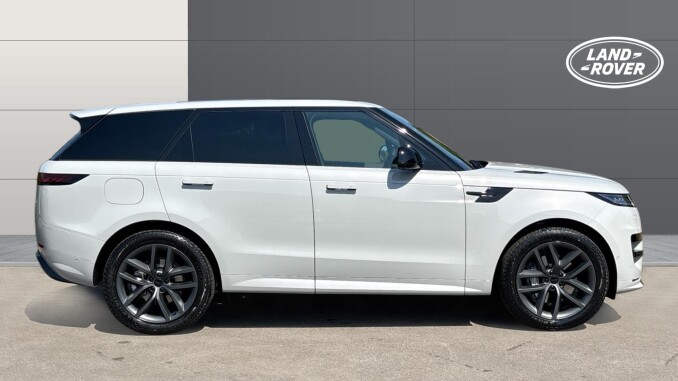 Land Rover Range Rover Sport 3.0 D300 Dynamic SE 5dr Auto Diesel Estate - Image 5